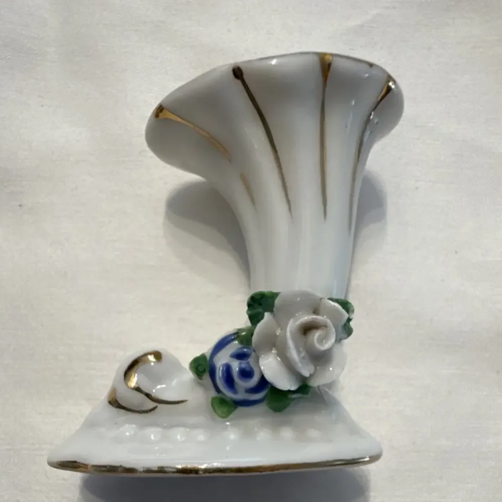 Miniature Cornucopia Floral Hand Painted horn shaped with 22k Gold 1 3/4” x 2”